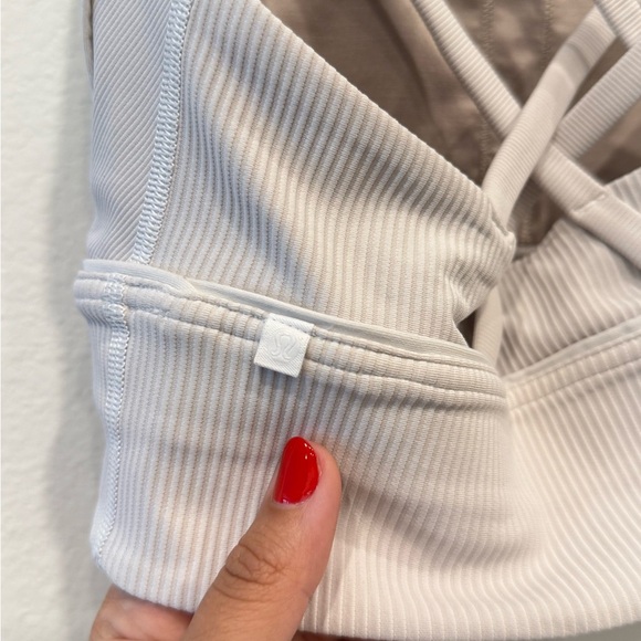 Lululemon Athletica Ribbed Sports Bra - Picture 2 of 3